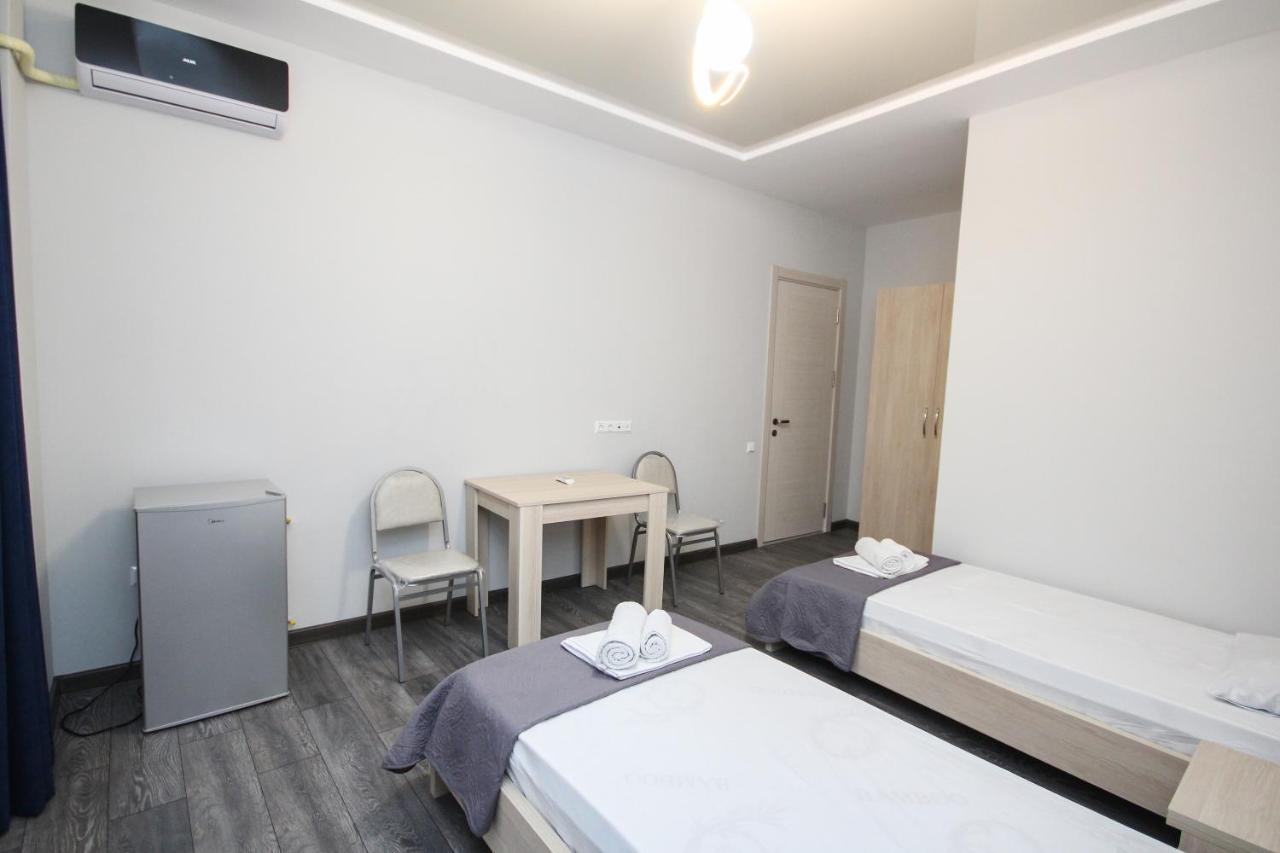 Guest House 99 Batumi Kültér fotó