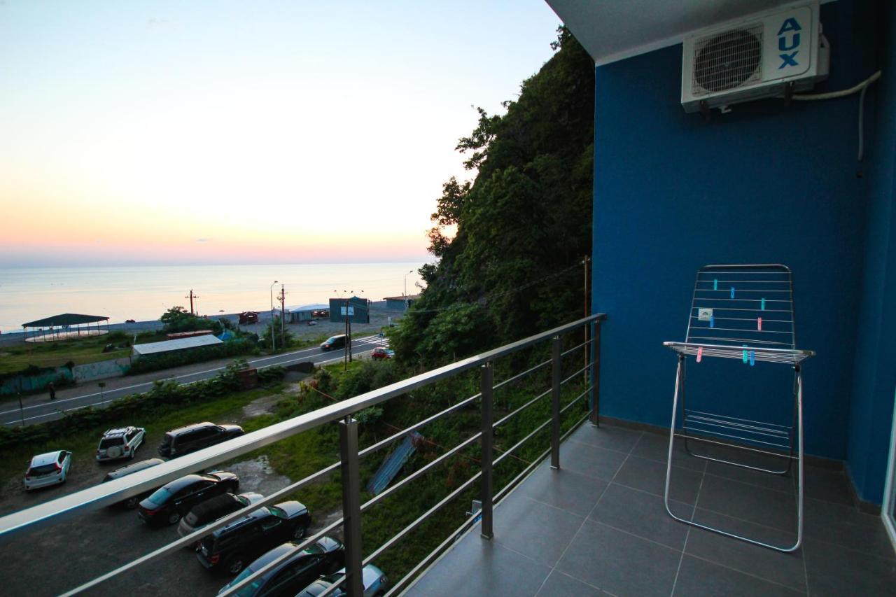 Guest House 99 Batumi Kültér fotó